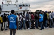 La denuncia dell’UNHCR: “Migranti e rifugiati corrono rischi sconvolgenti sulle rotte dall’Africa all’Europa, situazione allarmante”